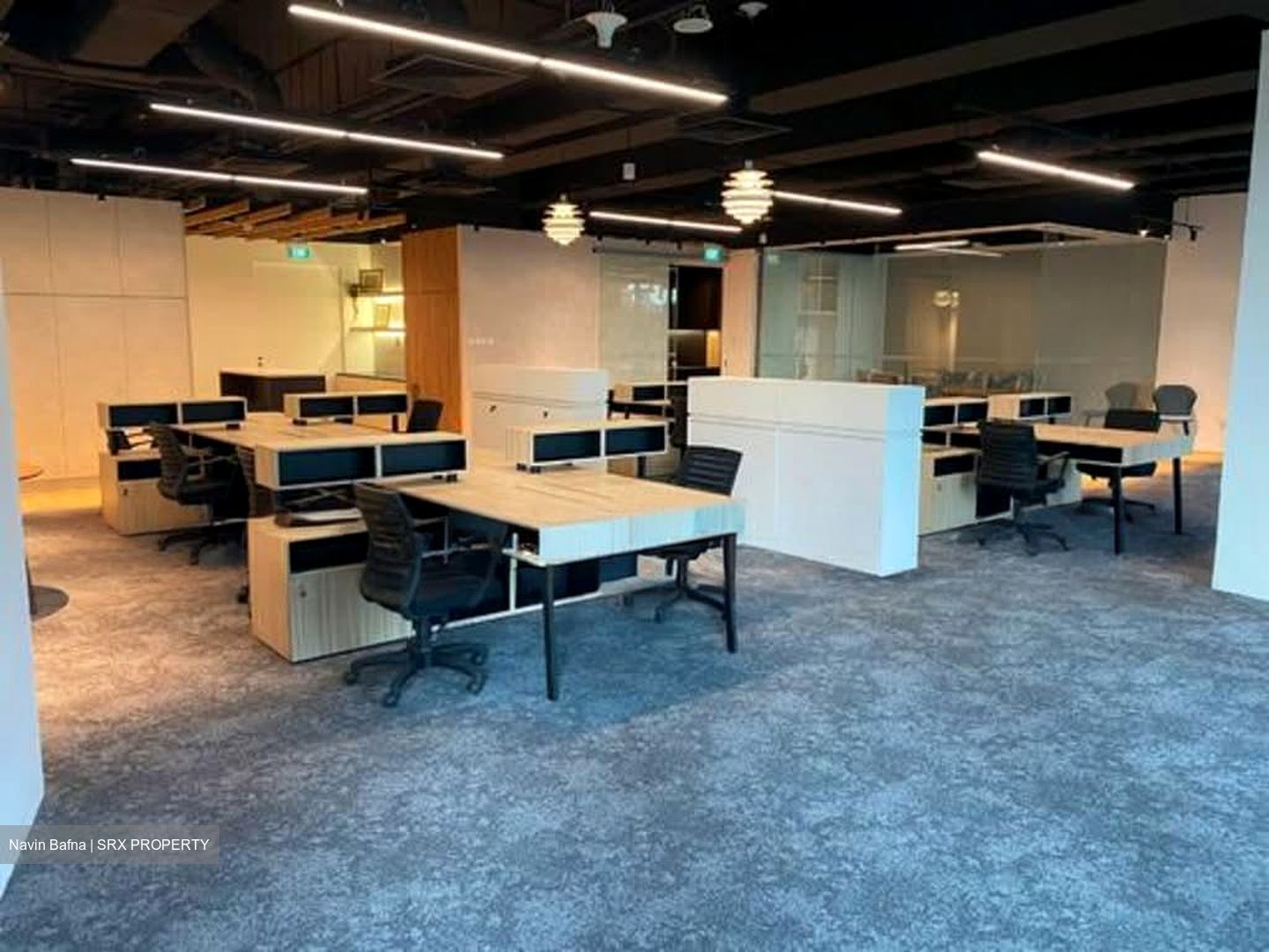 PLUS (D1), Office #533680531
